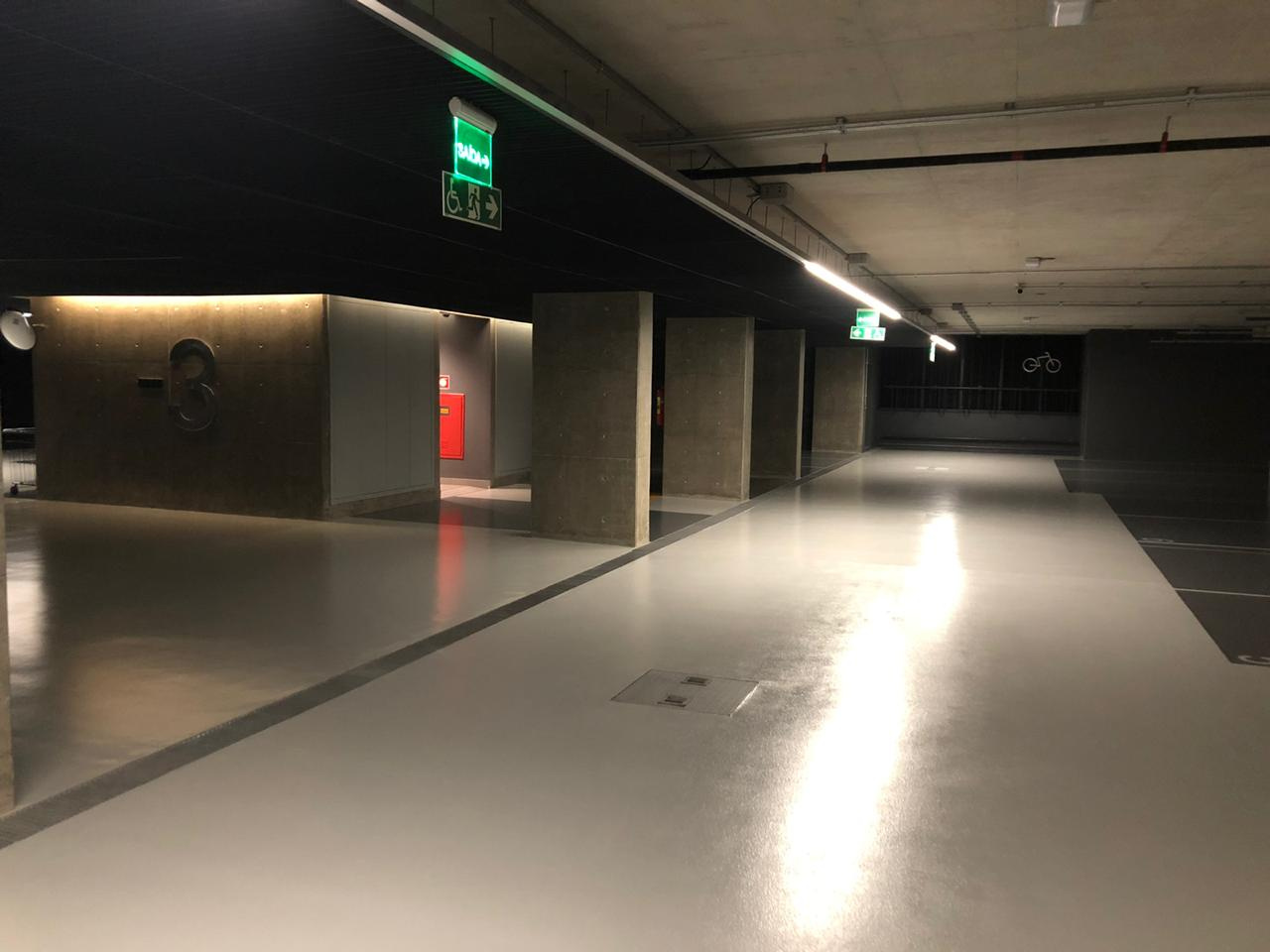 Garagem Edifício HL